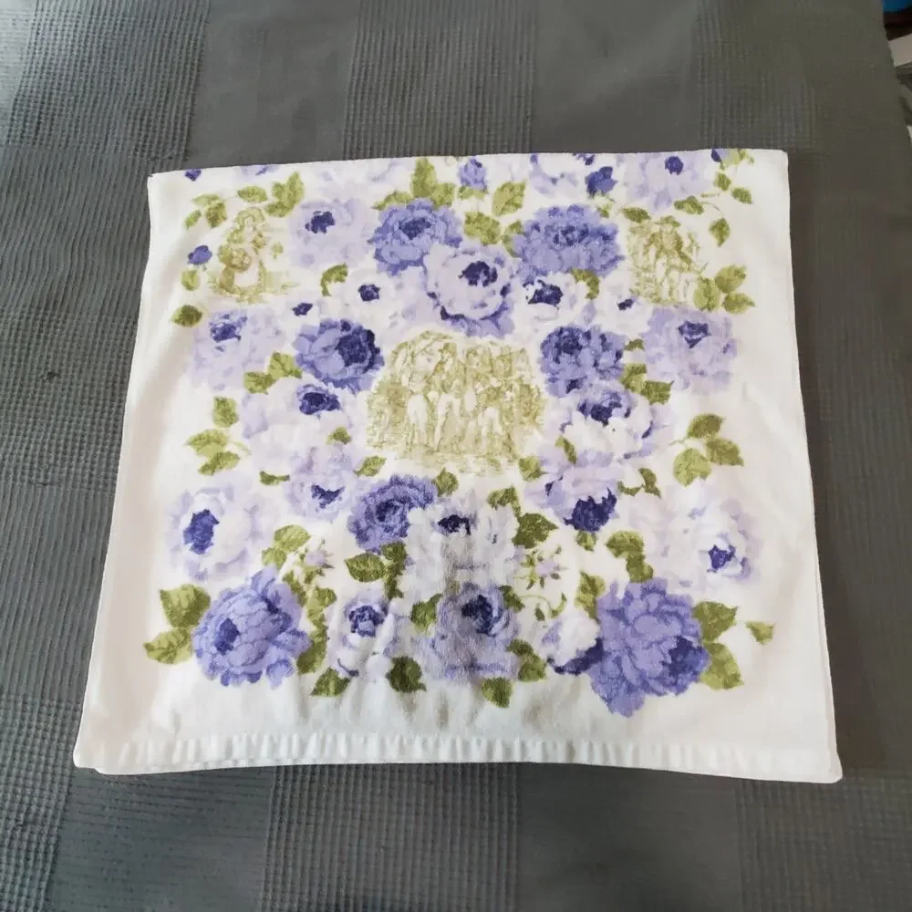 Vintage Fieldcrest Bath Towel Floral White Purple Green Toile Retro 24x46 USA